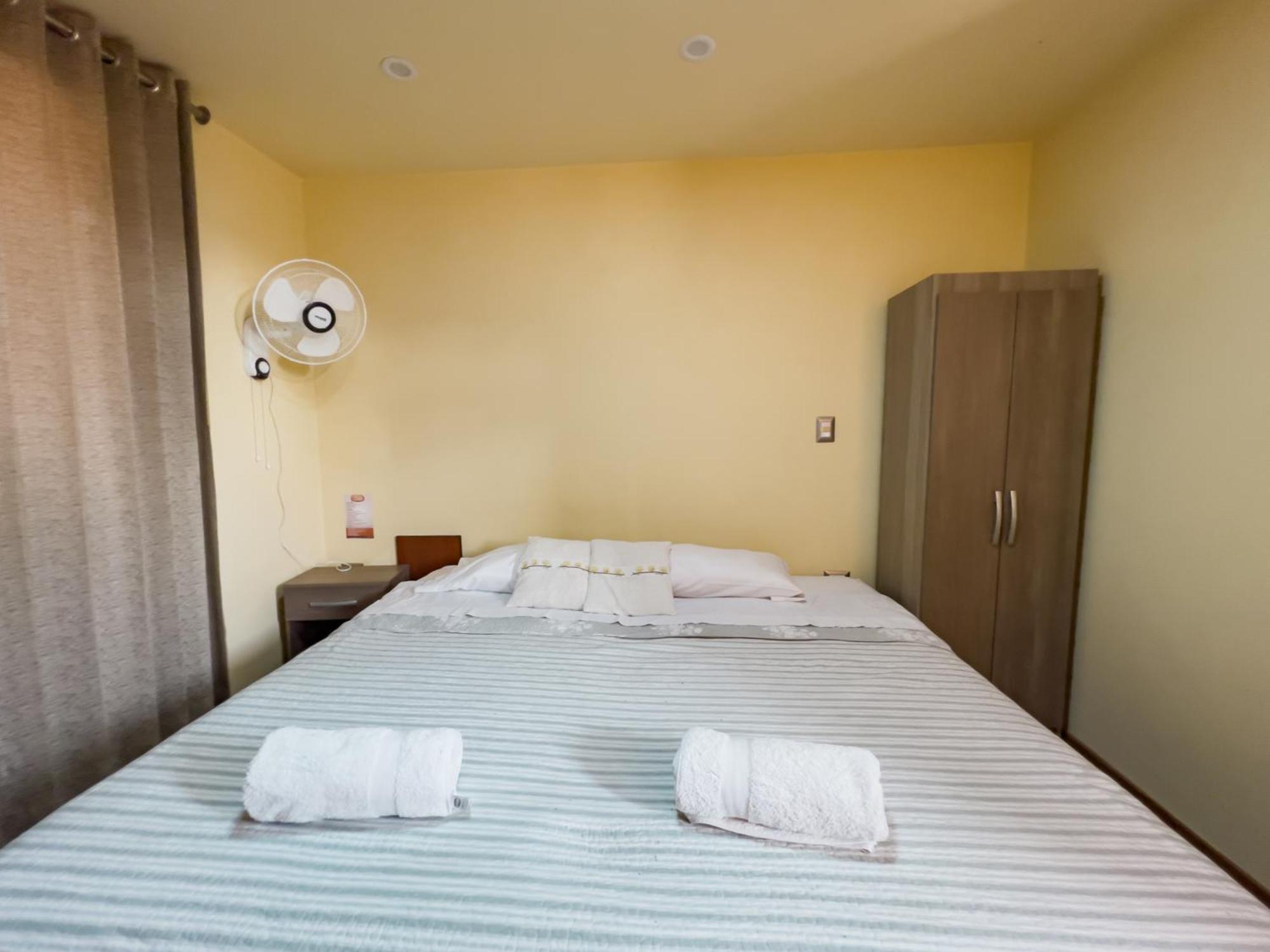 Bed and Breakfast Casa Huespedes Pimentel Exterior foto